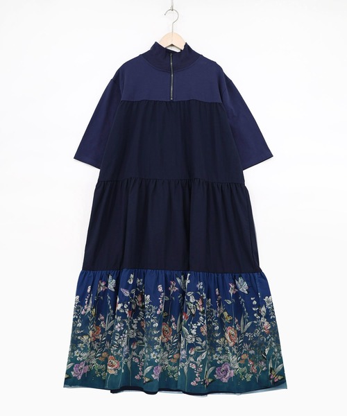 iS ScoLar（イズスカラー）の「561234：ジャージ風グラデーション裾花チュールフレアワンピース（ワンピース・レディース・ネイビー/ブラック・M）」の6枚目の写真
