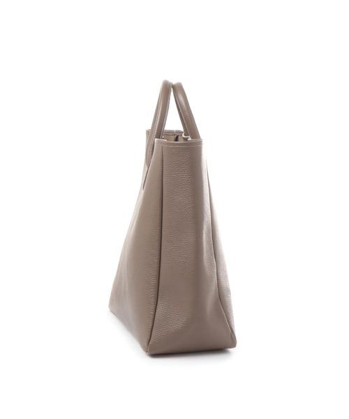 YOUNG&OLSEN The DRYGOODS STORE（ヤングアンドオルセン）の「【YOUNG＆OLSEN】EMBOSSED LEATHER TOTE M（ショルダーバッグ・レディース・ライトブラウン/グレー・FREE）」の3枚目の写真