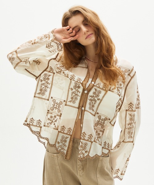 panel embroidery shirt / パネル刺繍シャツ（シャツ/ブラウス）｜full