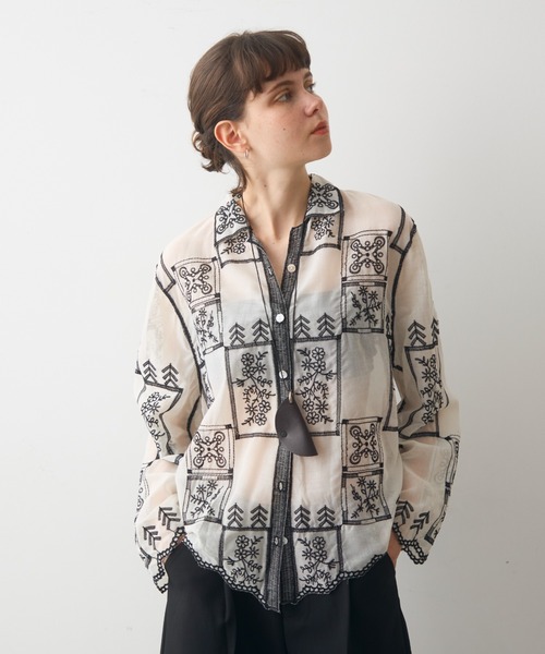 full/fill.（フルフィル）の「panel embroidery shirt / パネル刺繍シャツ（シャツ/ブラウス・レディース・ブラック/ブラウン・FREE）」の7枚目の写真