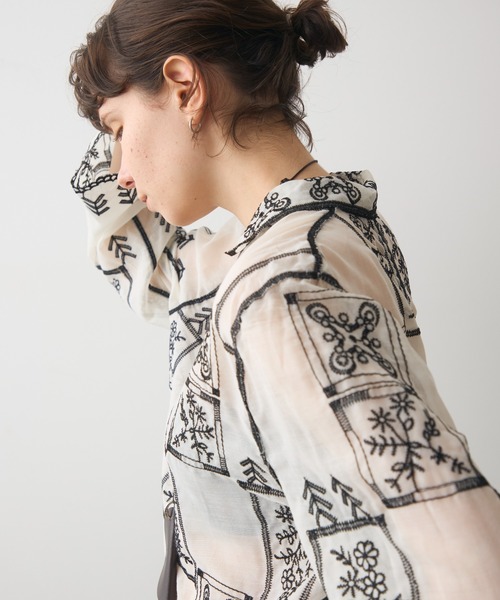 full/fill.（フルフィル）の「panel embroidery shirt / パネル刺繍シャツ（シャツ/ブラウス・レディース・ブラック/ブラウン・FREE）」の12枚目の写真