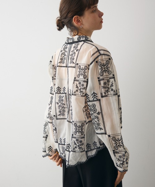 full/fill.（フルフィル）の「panel embroidery shirt / パネル刺繍シャツ（シャツ/ブラウス・レディース・ブラック/ブラウン・FREE）」の9枚目の写真