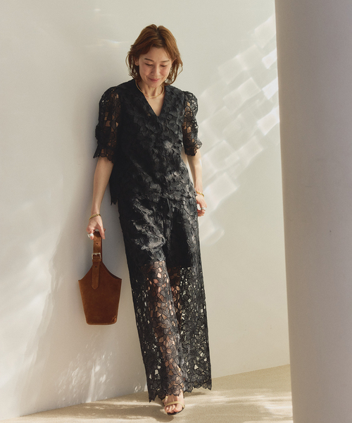VERMEIL par iena(ヴェルメイユパーイエナ)の「Cutwork Lace イージーパンツ(その他パンツ・レディース・ブラック/サックスブルー・36/38/40)」の17枚目の写真