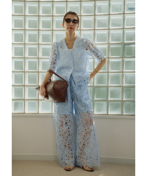 VERMEIL par iena(ヴェルメイユパーイエナ)の「Cutwork Lace イージーパンツ(その他パンツ・レディース・ブラック/サックスブルー・36/38/40)」の14枚目の写真