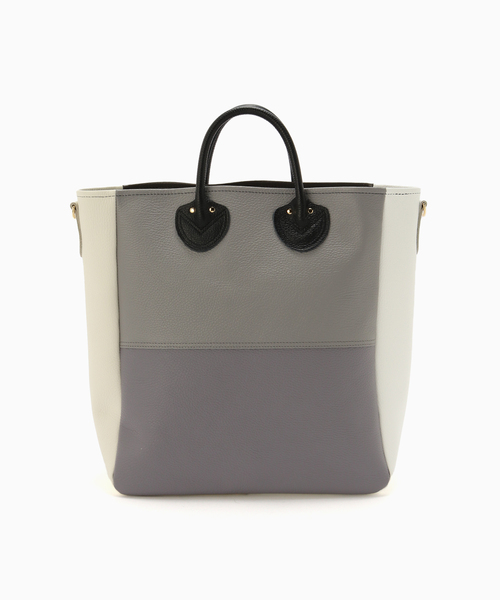 YOUNG&OLSEN The DRYGOODS STORE（ヤングアンドオルセン）の「YOUNG & OLSEN 別注 Crazy Panel Leather Tote L（トートバッグ・メンズ・グレー・FREE）」の6枚目の写真