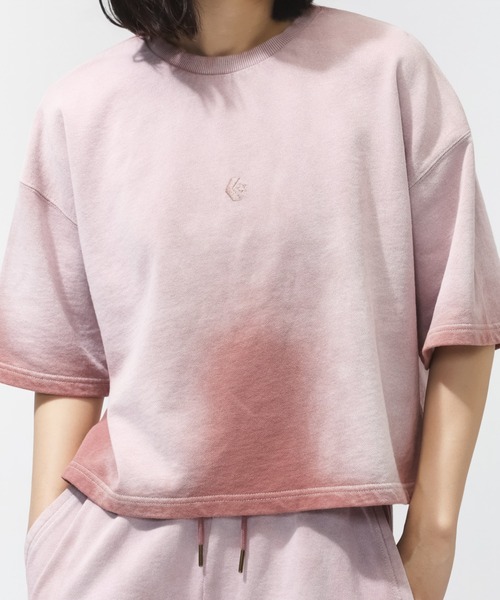 CONVERSE（コンバース）の「【別注】コンバース  AP FADE SWEAT TEE L フェードスウェットTEE 限定コラボ（スウェット・レディース・ピンク/サックスブルー・M/L/S）」の2枚目の写真