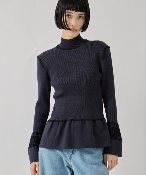 TAN（タン）の「【TAN/タン】《STUDIOUS別注》LACE FLARE KNIT/レースフレアニット（ニット/セーター・レディース・アイボリー/ブラック・FREE）」の2枚目の写真