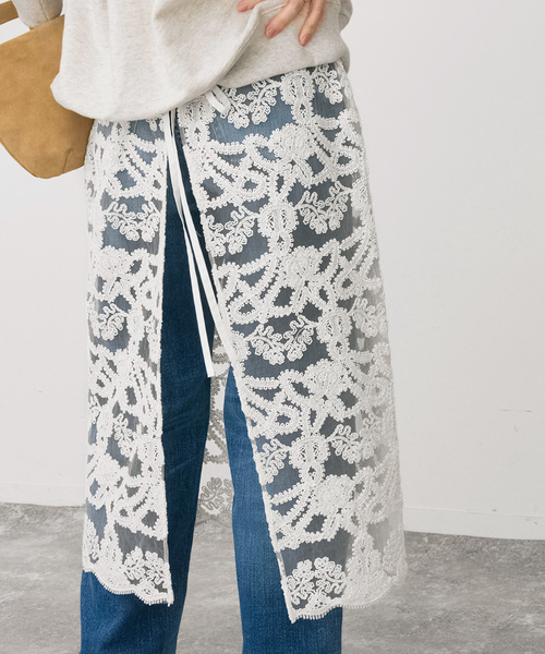 Spick & Span（スピックアンドスパン）の「《新色有り / 追加》コードエンブロイダリーチュールレイヤースカート（スカート・レディース・ブラック/ホワイト・FREE）」の13枚目の写真