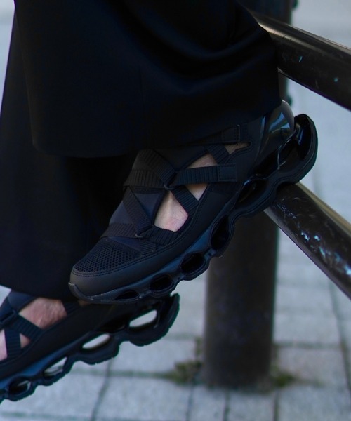 MIZUNO(ミズノ )の「WAVE PROPHECY STRAP D1GA251903(サンダル・メンズ・ブラック・27.5cm/27.0cm/26.5cm/26.0cm/25.5cm/25.0cm/24.5cm/24.0cm/23.5cm/23.0cm/29.0cm/28.5cm/28.0cm/30.0cm)」の14枚目の写真
