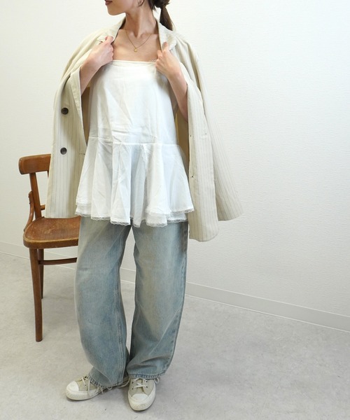 gossara(ゴサラ)の「【トレンドライクな1枚】レースペプラムチュニックキャミ(キャミソール・レディース・ホワイト・FREE)」の3枚目の写真
