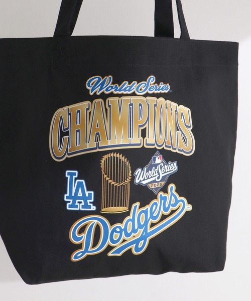 MLB(メジャーリーグベースボール)の「【MLB/メジャーリーグベースボール】ロサンゼルス・ドジャース ワールドシリーズデザイン キャンバストートバッグ(トートバッグ・メンズ・アイボリー/ブラック・FREE)」の6枚目の写真