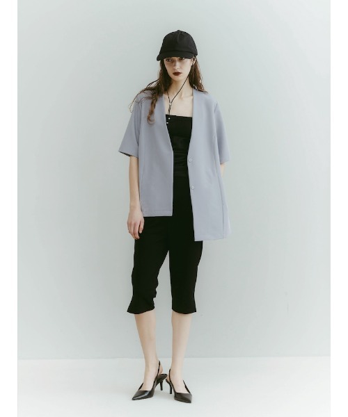 ILANIS(イラニス)の「Ease Layered Jacket(ノーカラージャケット・レディース・ライトブルー/ブラック/オフホワイト・FREE)」の20枚目の写真