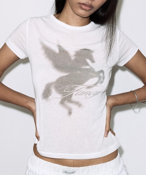 FANCY CLUB(ファンシークラブ)の「A'GEM/9 × .kom 『FANCY CLUB/ファンシークラブ』SHADOW PEGASUS TEE/シャドーペガサスTシャツ(Tシャツ/カットソー・レディース・ホワイト・FREE)」の1枚目の写真