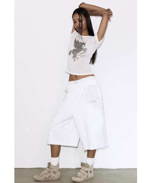 FANCY CLUB(ファンシークラブ)の「A'GEM/9 × .kom 『FANCY CLUB/ファンシークラブ』SHADOW PEGASUS TEE/シャドーペガサスTシャツ(Tシャツ/カットソー・レディース・ホワイト・FREE)」の3枚目の写真