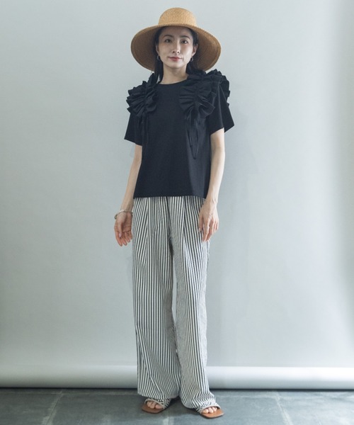 lodie(ロディ)の「フリルリボン デザインカットソー(Tシャツ/カットソー・レディース・アイボリー/ブラック・FREE)」の5枚目の写真