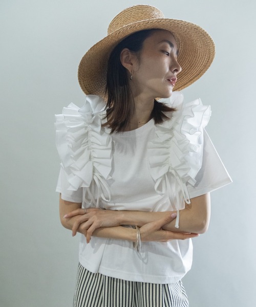 lodie(ロディ)の「フリルリボン デザインカットソー(Tシャツ/カットソー・レディース・アイボリー/ブラック・FREE)」の19枚目の写真