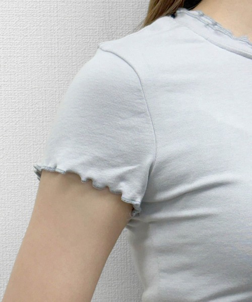 LOWO(ロワ)の「超ストレッチ!素材やわらかショート丈 Tシャツ(Tシャツ/カットソー・レディース・ブルーグレー/オフホワイト/モカ/ベージュ/ブラック/ピンク・FREE)」の8枚目の写真