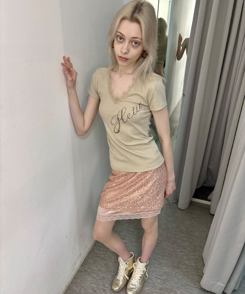 HETIT(ヘティ)の「レースロゴ半袖Tシャツ(ベージュ)(Tシャツ/カットソー・レディース・その他・FREE)」の4枚目の写真