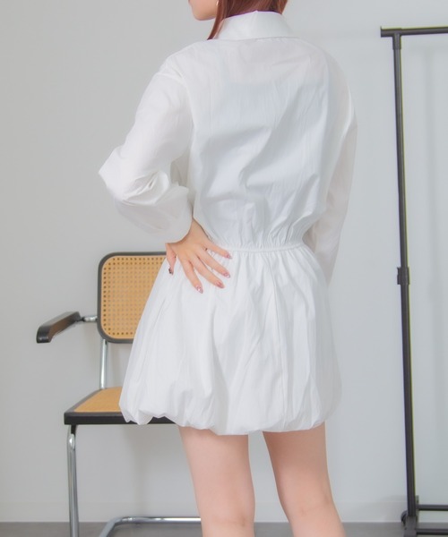 Chiina(チーナ)の「Chiina / ストライプ柄バルーンシャツワンピース(シャツワンピース・レディース・ホワイト/ライトブルー/ブルー/ライトピンク・FREE)」の6枚目の写真