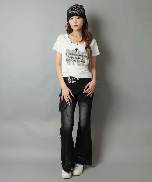 SPINNS（スピンズ）の「半袖カットソー/スプレースタッズ/平成ギャル（Tシャツ/カットソー・レディース・オフホワイト/グレー/ブラック・ONESIZE）」の16枚目の写真