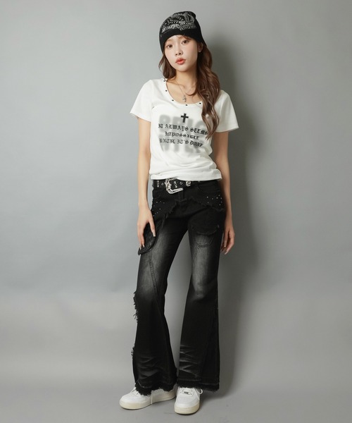 SPINNS（スピンズ）の「半袖カットソー/スプレースタッズ/平成ギャル（Tシャツ/カットソー・レディース・オフホワイト/グレー/ブラック・ONESIZE）」の20枚目の写真