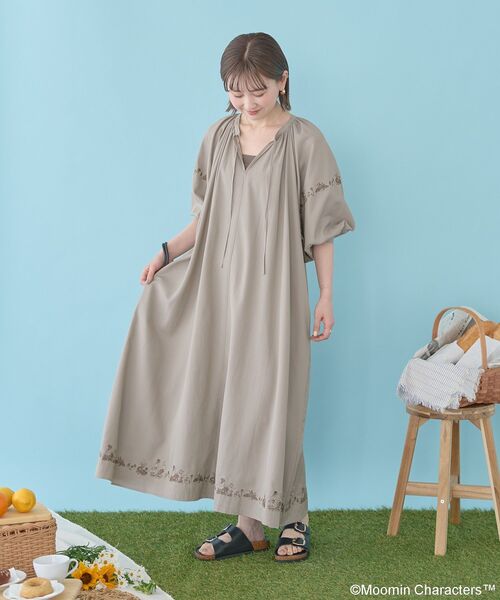 MOOMIN(ムーミン)の「【WEB限定】Moomin 刺繍スキッパーワンピース(シャツワンピース・レディース・ライトベージュ/ブラック/アイボリー・FREE)」の5枚目の写真