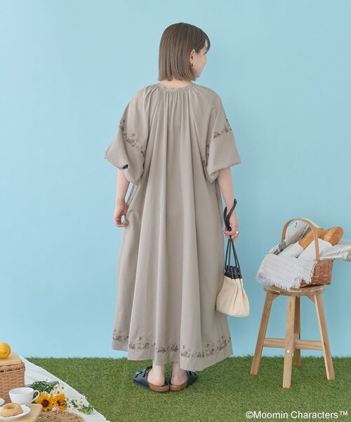 MOOMIN(ムーミン)の「【WEB限定】Moomin 刺繍スキッパーワンピース(シャツワンピース・レディース・ライトベージュ/ブラック/アイボリー・FREE)」の6枚目の写真
