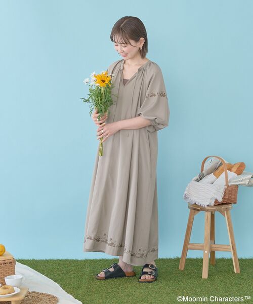MOOMIN(ムーミン)の「【WEB限定】Moomin 刺繍スキッパーワンピース(シャツワンピース・レディース・ライトベージュ/ブラック/アイボリー・FREE)」の7枚目の写真