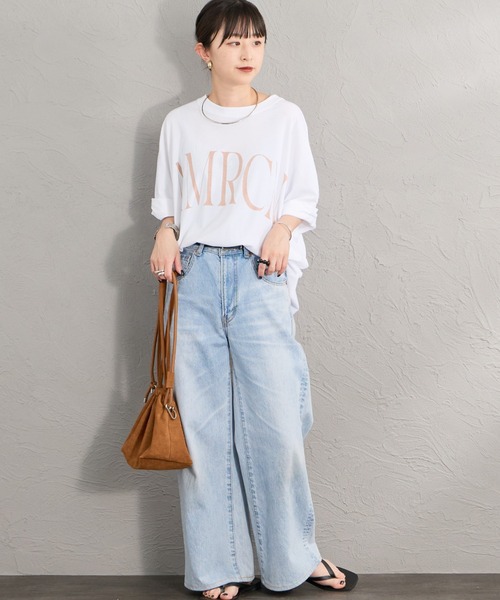 AMERICANA（アメリカーナ）の「【WEB限定】[Americana/アメリカーナ] AMRCN クロップド丈  ロールアッププリントTシャツ（Tシャツ/カットソー・レディース・ホワイト/ブラウン/ブラック・ONE SIZE）」の4枚目の写真