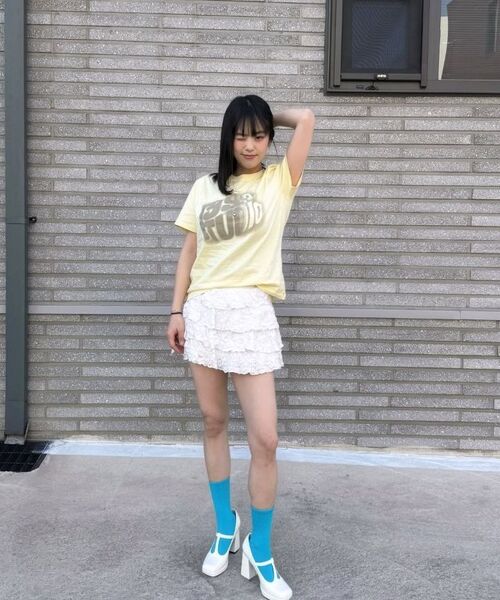 1993STUDIO(1993スタジオ)の「W ウェーブスタジオ1993タイポTシャツ (8色)(Tシャツ/カットソー・レディース・グレー/ブルー/ブラック/ホワイト/ライトグレー/ブラウン/レッド/イエロー・SMALL/MEDIUM)」の12枚目の写真