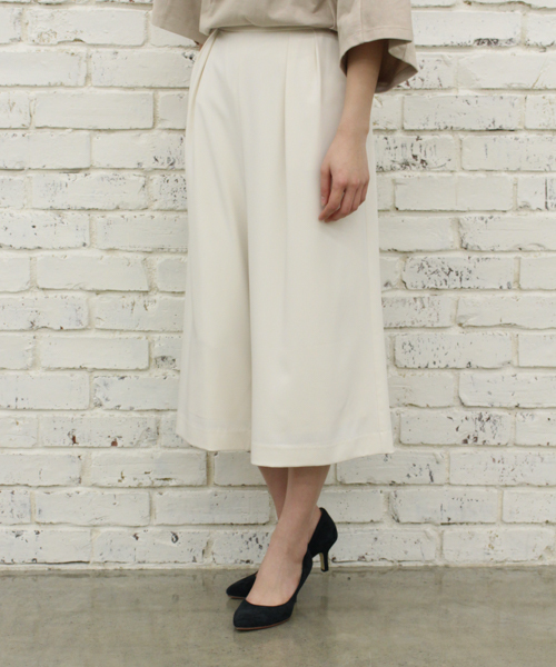 CIAOPANIC（チャオパニック）の「【Ciaopanic】T/PUジョーゼットガウチョパンツ（その他パンツ・レディース・ホワイト/ブラック/ベージュ/ネイビー・SMALL/MEDIUM）」の2枚目の写真