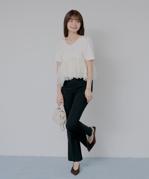 Chico(チコ)の「【SALON by Chico】パフ袖フラワーオーガンジーペプラムトップス(Tシャツ/カットソー・レディース・ブラック系その他/ピンク/ホワイト・FREE)」の4枚目の写真
