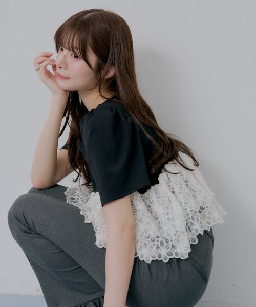 Chico(チコ)の「【SALON by Chico】パフ袖フラワーオーガンジーペプラムトップス(Tシャツ/カットソー・レディース・ブラック系その他/ピンク/ホワイト・FREE)」の9枚目の写真