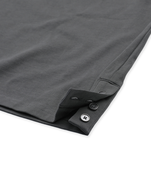 XTONZ(エクストーンズ)の「XTT160 E.C ヘンリーネックラグランTシャツ (ブラック/チャコール)(Tシャツ/カットソー・レディース・その他・SMALL/MEDIUM/LARGE)」の6枚目の写真
