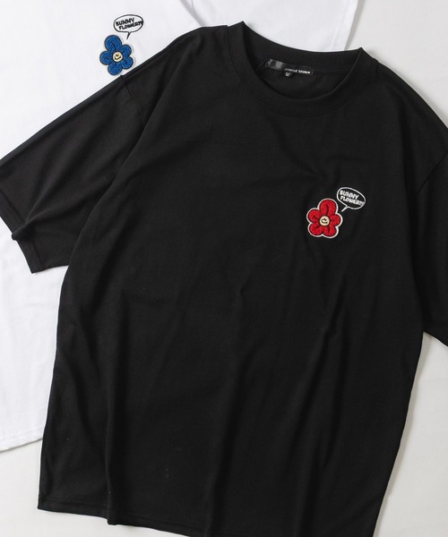 JOHN'S CLOSET（ジョンズクローゼット）の「【31】ワンポイントサガラ刺繍Tシャツ フラワー/オバケ（Tシャツ/カットソー・メンズ・ブラック系1/ブラック系2/ホワイト系1/ホワイト系2・MEDIUM/LARGE）」の3枚目の写真