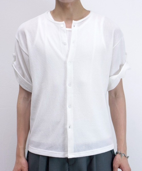 Chikashitsu +(チカシツプラス)の「【Chikashitsu +】roll up sleeve button t-shirt (4color) / 【チカシツプラス】ソフト半袖カーディガンシャツ<着用動画あり>(シャツ/ブラウス・メンズ・ブラウン/グレー/ブラック/ホワイト・ONE SIZE)」の7枚目の写真