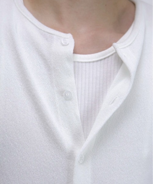 Chikashitsu +(チカシツプラス)の「【Chikashitsu +】roll up sleeve button t-shirt (4color) / 【チカシツプラス】ソフト半袖カーディガンシャツ<着用動画あり>(シャツ/ブラウス・メンズ・ブラウン/グレー/ブラック/ホワイト・ONE SIZE)」の10枚目の写真