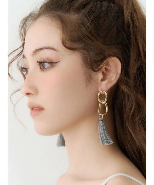 EVRIS（エヴリス）の「COLOR FRINGE ピアス（ピアス（両耳用）・レディース・シルバー/ゴールド・FREE）」の10枚目の写真