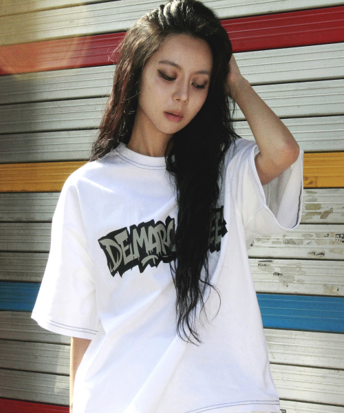 DEMARC(ドゥマーク)の「text graffiti boxy short sleeve tee - White(Tシャツ/カットソー・レディース・その他・MEDIUM/LARGE)」の5枚目の写真
