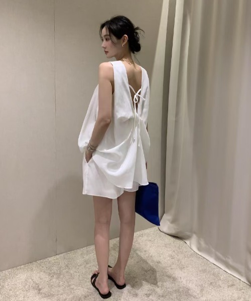 FAVORITO（ファヴォリート）の「ノースリーブトップスショートパンツセットアップ（セットアップ・レディース・ホワイト/ブラック/グレー・F）」の21枚目の写真