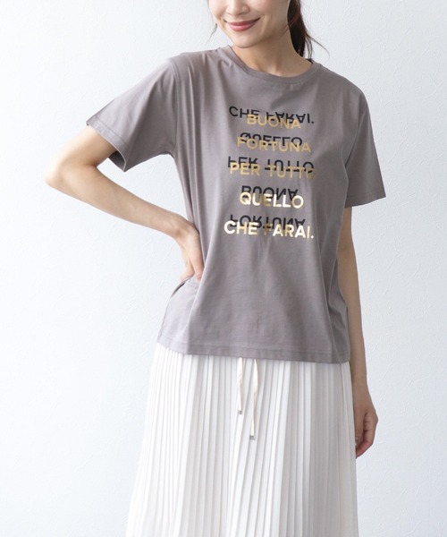 Jines(ジネス)の「箔ロゴプリントTシャツ(Tシャツ/カットソー・レディース・ブラウン/ブルー/ブラック/ホワイト・38)」の3枚目の写真