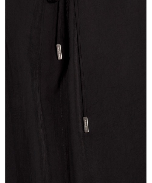 Maison Kitsune(メゾンキツネ)の「FLUID LONG DRESS(ドレス・レディース・ブラック・36/34/38)」の4枚目の写真