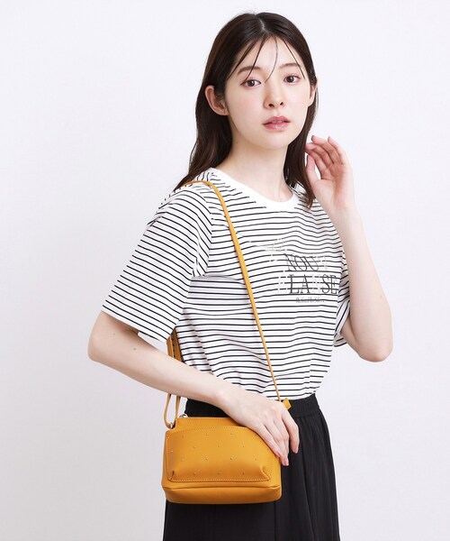 grove(グローブ)の「スタッズミニスマホショルダー(その他雑貨・レディース・ワインレッド/ナチュラル/シルバー系その他/マスタード・00)」の3枚目の写真