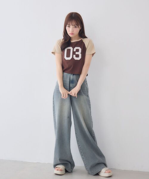 ems excite(エムズエキサイト)の「アソートナンバーラグランTシャツ(Tシャツ/カットソー・レディース・ブラウン/ブラック/ブルー・FREE)」の18枚目の写真