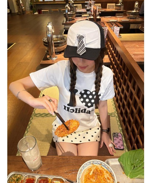 WEGO（ウィゴー）の「ロゴドット柄ハートTシャツ（Tシャツ/カットソー・レディース・ネイビー/ブラック/ピンク/ホワイト・FREE）」の2枚目の写真