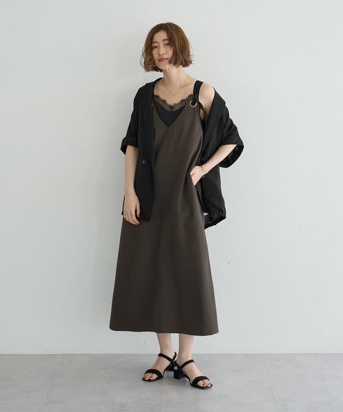 YECCA VECCA(イェッカヴェッカ)の「ベルトストラップサロペット(サロペット/オーバーオール・レディース・チャコールグレー/ベージュ/ダークグリーン・FREE)」の21枚目の写真