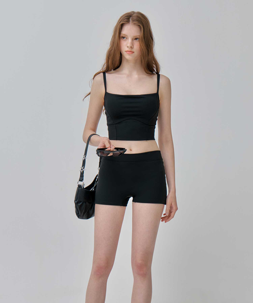 VIKINI VENDER(ビキニベンダー)の「シンプルラインラッシュショーツ - ブラック(その他パンツ・レディース・その他・SMALL/MEDIUM)」の3枚目の写真