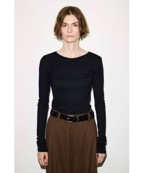 SLY(スライ)の「THROW SHEER FINE FIT C/N TOPS シアーファインフィットクルーネックトップス 秋服 冬服(Tシャツ/カットソー・レディース・ブラック/杢グレー/ブルー/ベージュ/バーガンディー・FREE)」の11枚目の写真