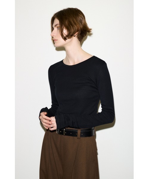 SLY(スライ)の「THROW SHEER FINE FIT C/N TOPS シアーファインフィットクルーネックトップス 秋服 冬服(Tシャツ/カットソー・レディース・ブラック/杢グレー/ブルー/ベージュ/バーガンディー・FREE)」の12枚目の写真