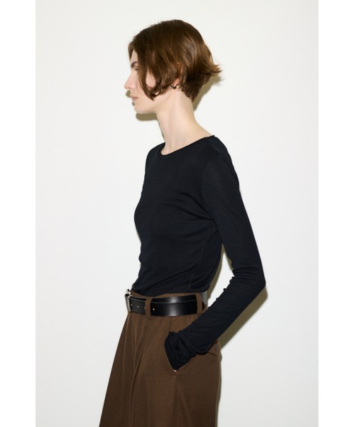 SLY(スライ)の「THROW SHEER FINE FIT C/N TOPS シアーファインフィットクルーネックトップス 秋服 冬服(Tシャツ/カットソー・レディース・ブラック/杢グレー/ブルー/ベージュ/バーガンディー・FREE)」の13枚目の写真